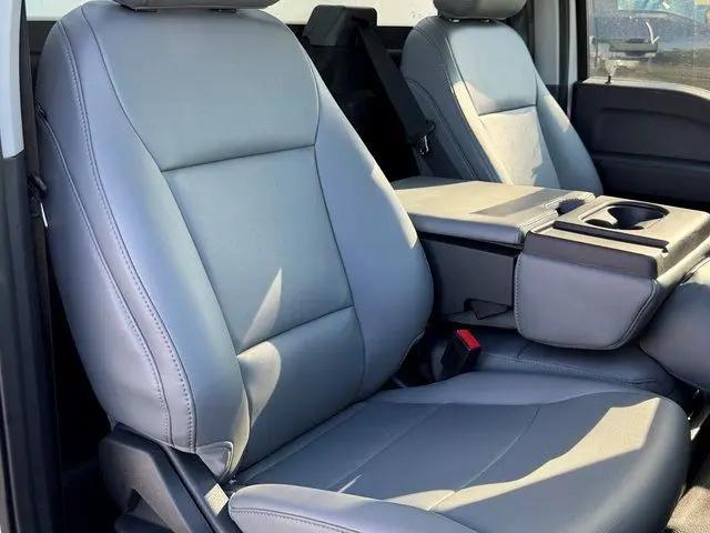2025 Ford 600 XL