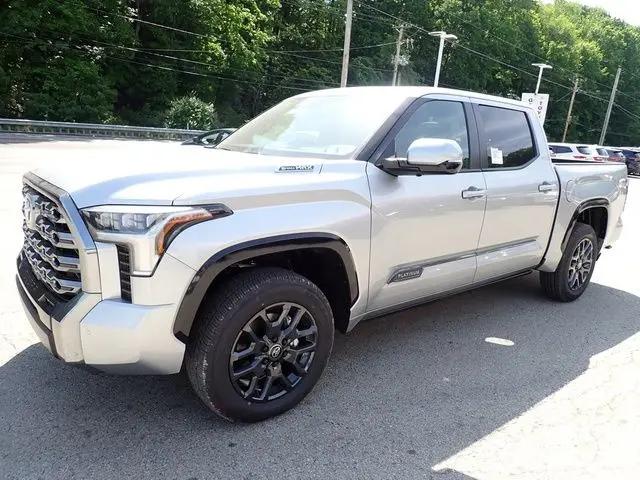 2026 Toyota Tundra Platinum Hybrid CrewMax 5.5' Bed