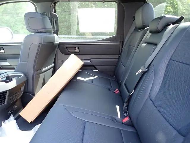 2026 Toyota Tundra Platinum Hybrid CrewMax 5.5' Bed