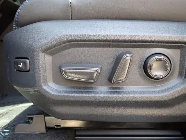 2026 Toyota Tundra Platinum Hybrid CrewMax 5.5' Bed