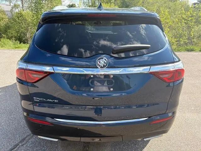 2023 Buick Enclave Essence AWD