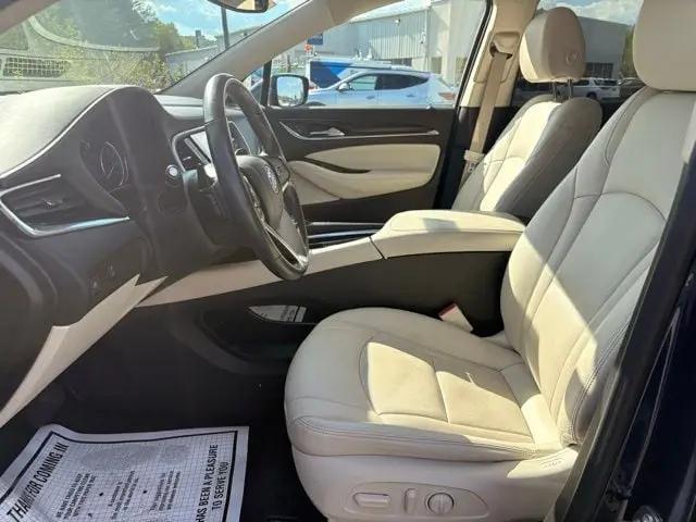 2023 Buick Enclave Essence AWD