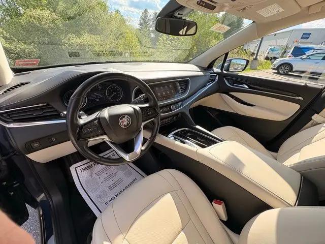 2023 Buick Enclave Essence AWD
