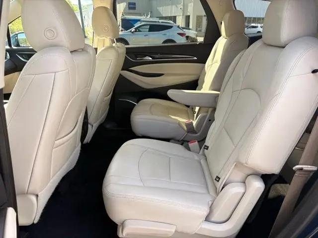 2023 Buick Enclave Essence AWD