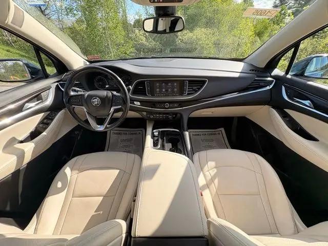 2023 Buick Enclave Essence AWD