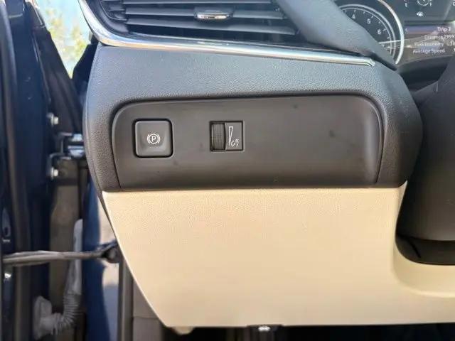 2023 Buick Enclave Essence AWD