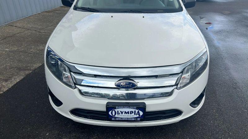 2011 Ford Fusion S