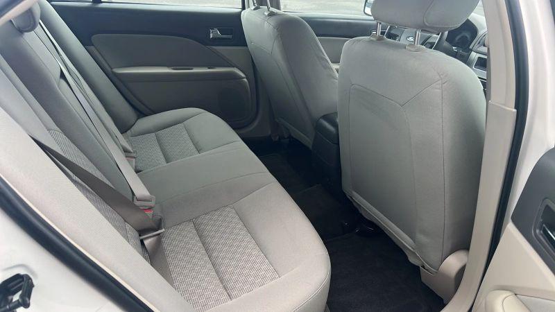 2011 Ford Fusion S