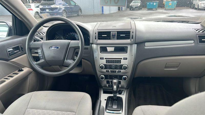 2011 Ford Fusion S