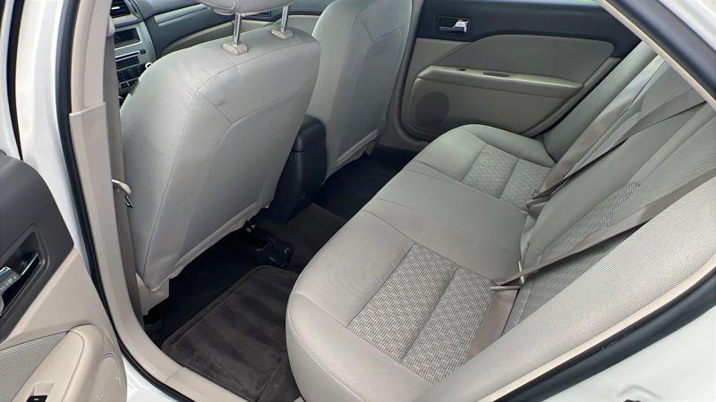 2011 Ford Fusion S
