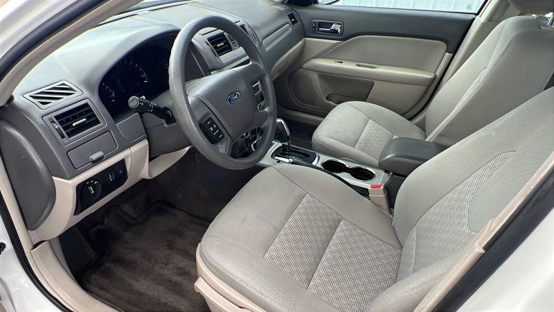 2011 Ford Fusion S