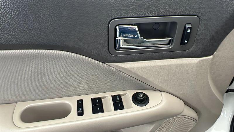 2011 Ford Fusion S