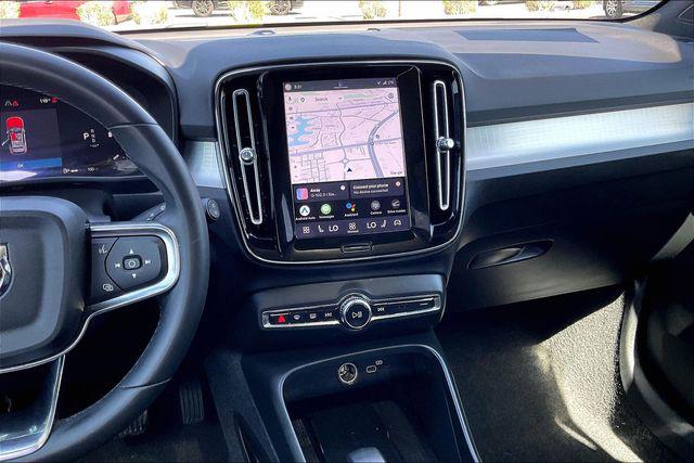 2024 Volvo XC40 B5 Core
