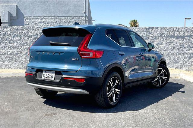 2024 Volvo XC40 B5 Core