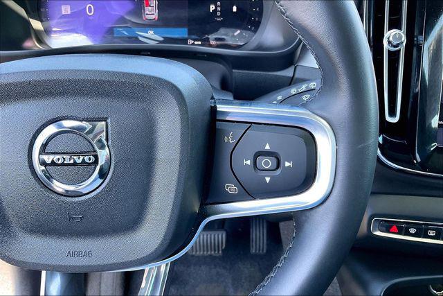 2024 Volvo XC40 B5 Core