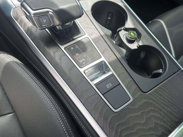2023 Audi A6 Premium Plus 45 TFSI quattro S tronic