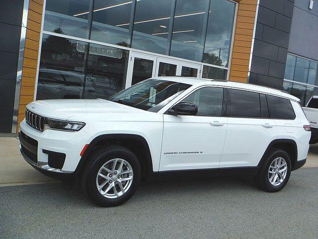 2023 Jeep Grand Cherokee L Laredo 4x4 2023 Jeep Grand Cherokee L Laredo 4x4