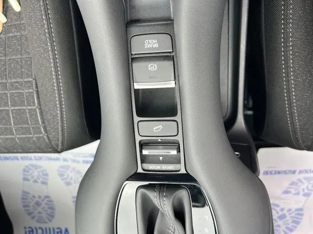 2024 Honda HR-V AWD LX