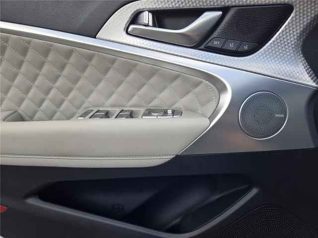 2022 Genesis G70 3.3T RWD