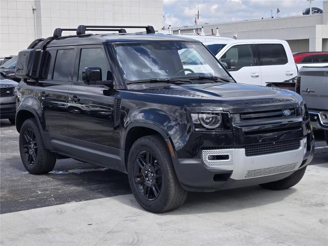 2020 Land Rover Defender 110 SE