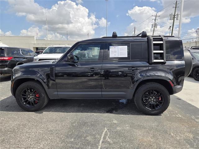 2020 Land Rover Defender 110 SE