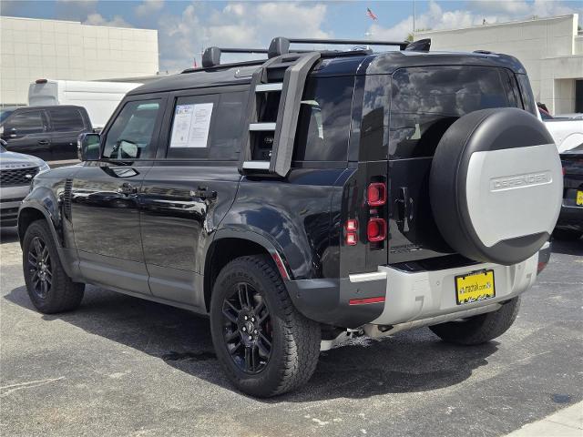 2020 Land Rover Defender 110 SE