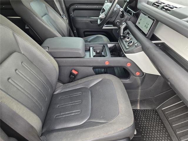2020 Land Rover Defender 110 SE