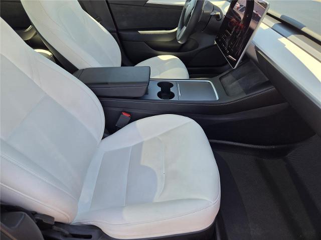 2022 Tesla Model 3 Long Range Dual Motor All-Wheel Drive