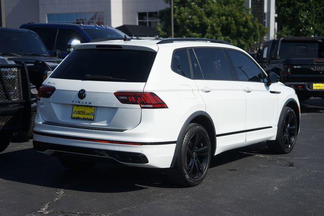 2024 Volkswagen Tiguan 2.0T SE R-Line Black