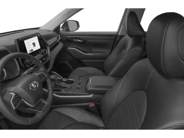 2025 Toyota Highlander Hybrid XLE