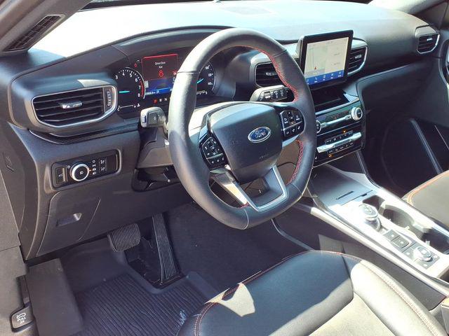 2024 Ford Explorer ST-Line