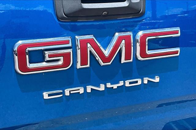 2022 GMC Canyon 2WD Crew Cab Short Box Elevation