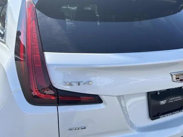 2023 Cadillac XT4 AWD Premium Luxury