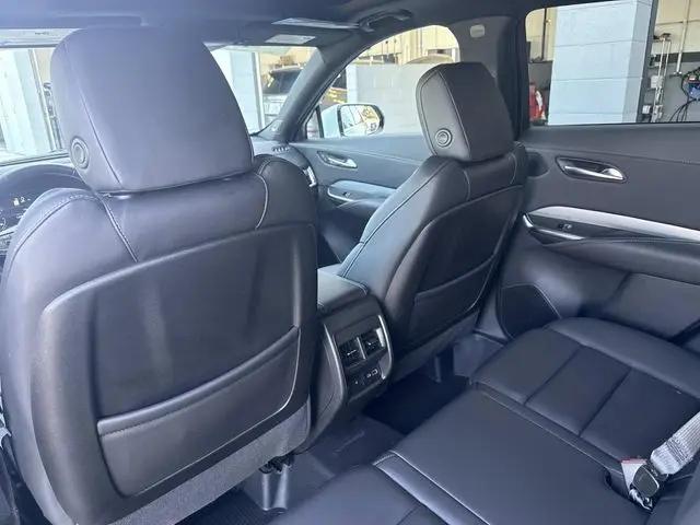 2023 Cadillac XT4 AWD Premium Luxury