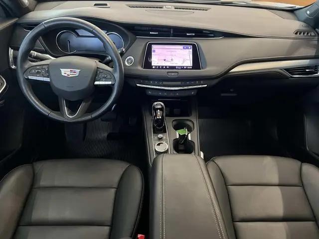 2023 Cadillac XT4 AWD Premium Luxury