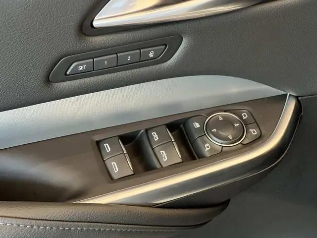 2023 Cadillac XT4 AWD Premium Luxury