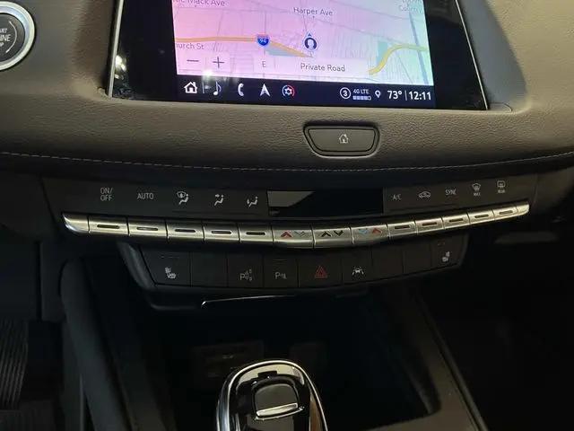 2023 Cadillac XT4 AWD Premium Luxury