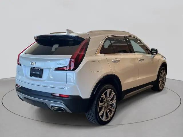 2023 Cadillac XT4 AWD Premium Luxury