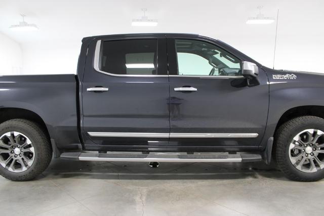 2023 Chevrolet Silverado 1500 4WD Crew Cab Short Bed High Country