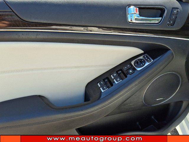 2016 Kia Cadenza Limited
