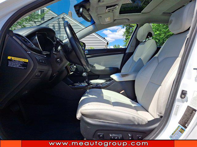 2016 Kia Cadenza Limited