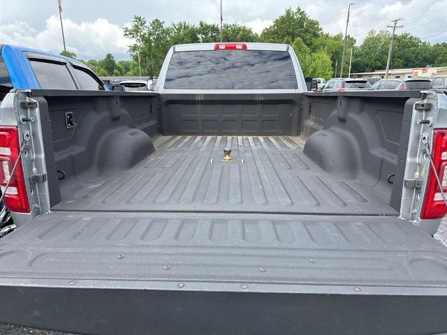 2022 Ram 2500 Big Horn Regular Cab 4x4 8' Box