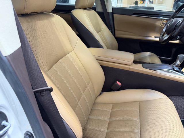 2016 Lexus ES 350 350