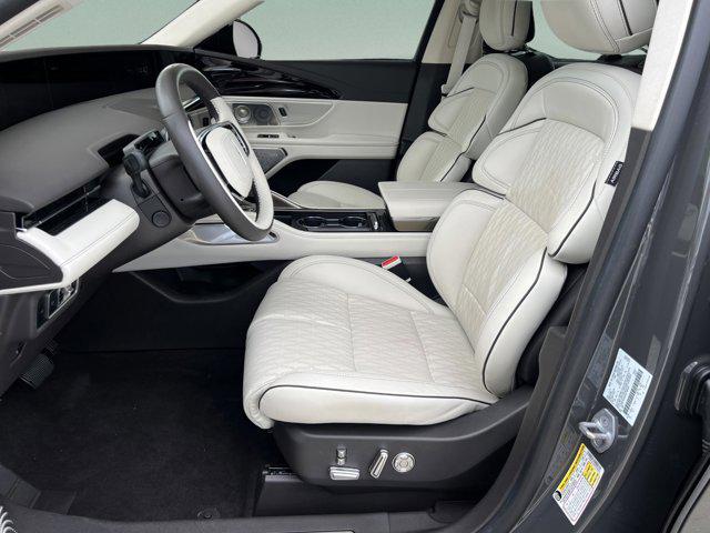 2024 Lincoln Nautilus Black Label
