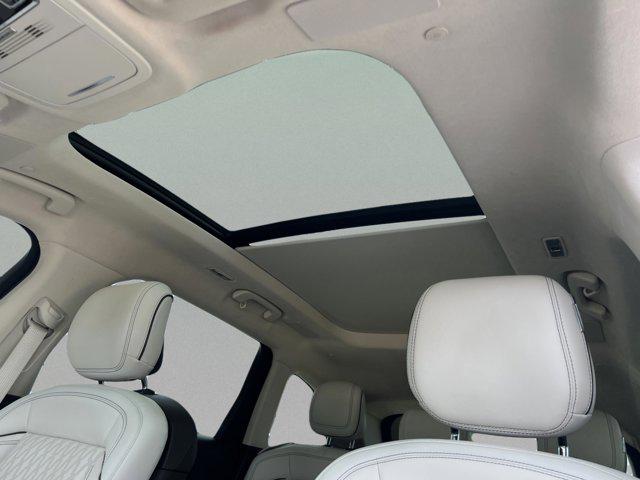 2024 Lincoln Nautilus Black Label