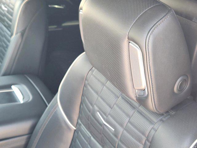 2022 Cadillac Escalade 4WD Sport Platinum