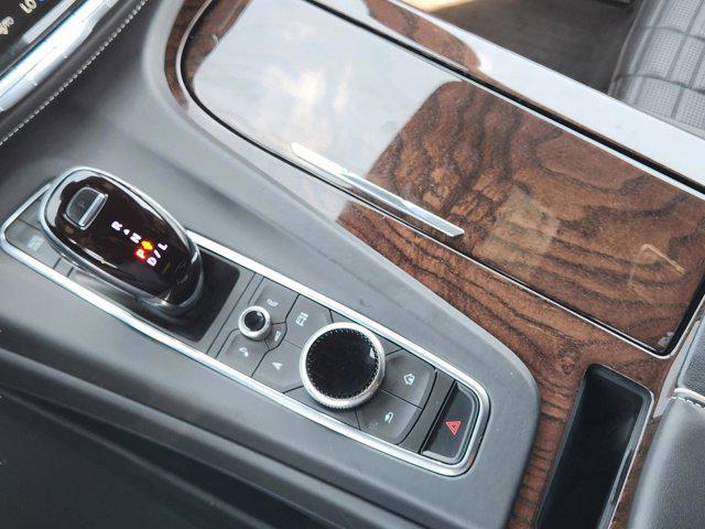 2022 Cadillac Escalade 4WD Sport Platinum