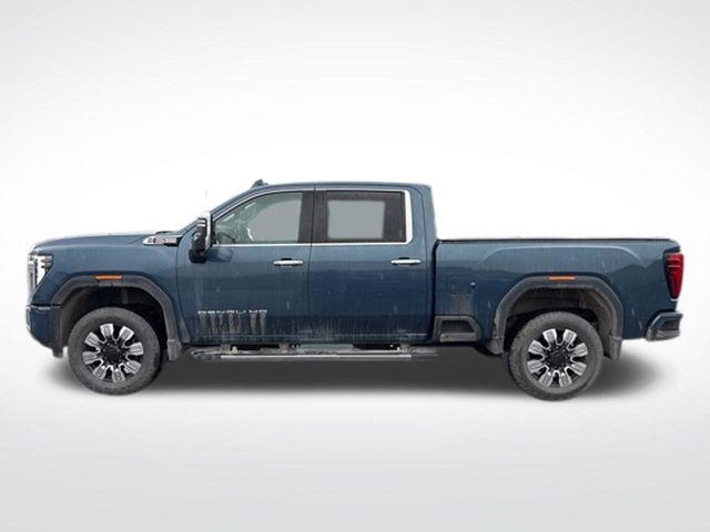 2024 GMC Sierra 2500HD 4WD Crew Cab Standard Bed Denali