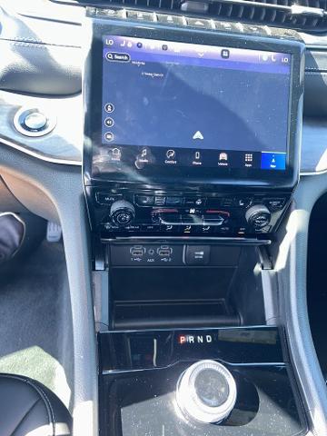 2025 Jeep Grand Cherokee Limited 4x2