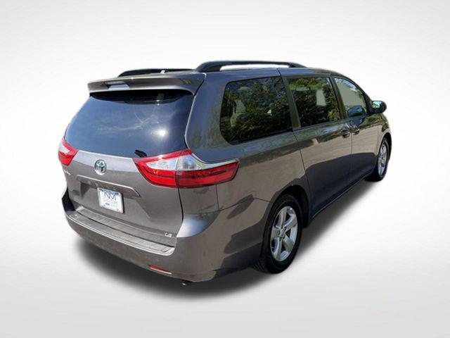 2015 Toyota Sienna LE